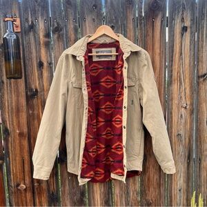 Eddie Bauer tan snap front red Aztec fleece lined shirt jacket, size M